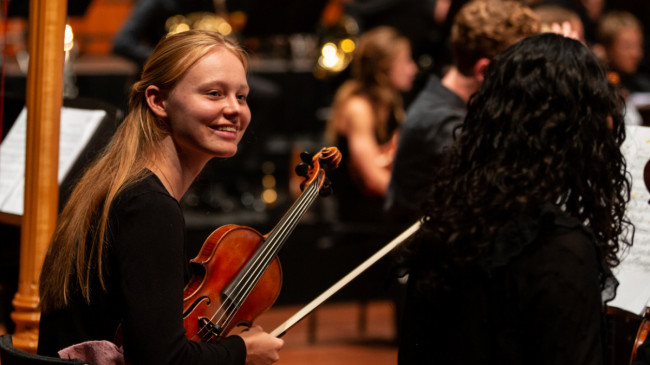 NJO 'Naar een nieuwe wereld' in Theater Orpheus Apeldoorn
